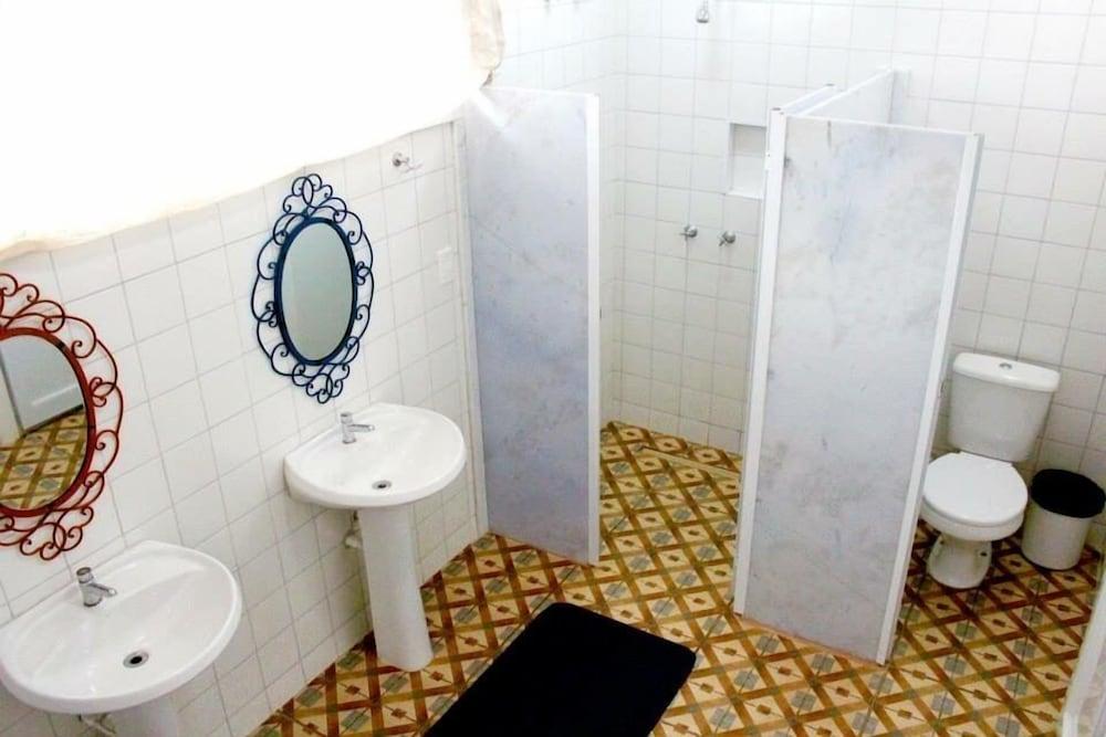 Poesia Hostel